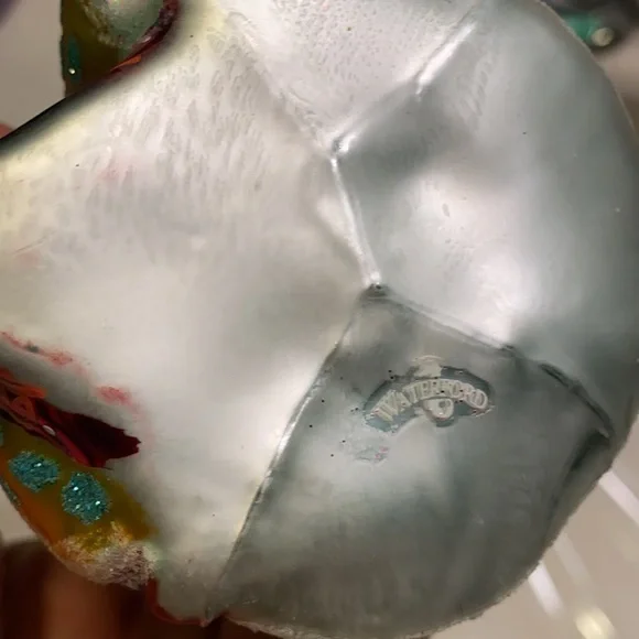 Waterford Holiday Heirloom Santa with beautifully colorful jacket✨🎅🏻🎄💕 Ornaments